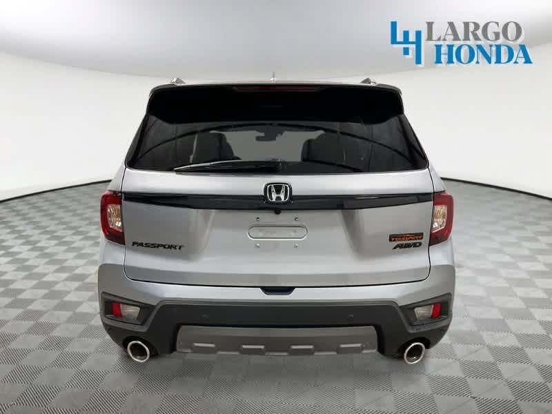 new 2025 Honda Passport car, priced at $43,711