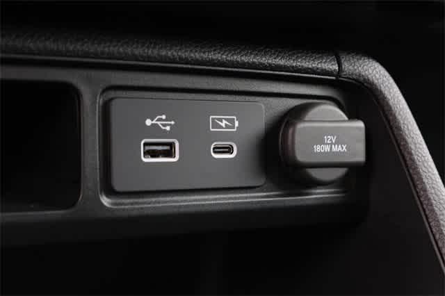 new 2025 Honda Pilot car, priced at $44,405