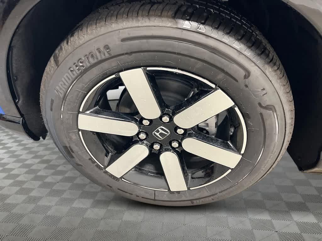 new 2025 Honda Prologue car, priced at $52,365