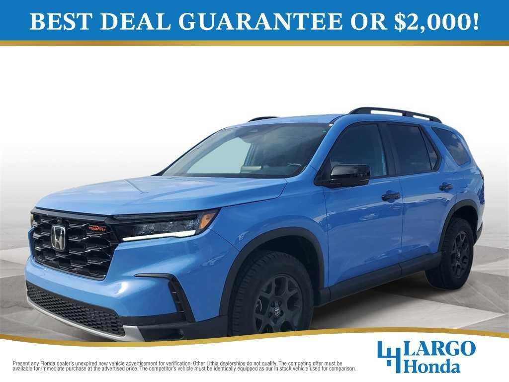 used 2025 Honda Pilot car, priced at $42,390