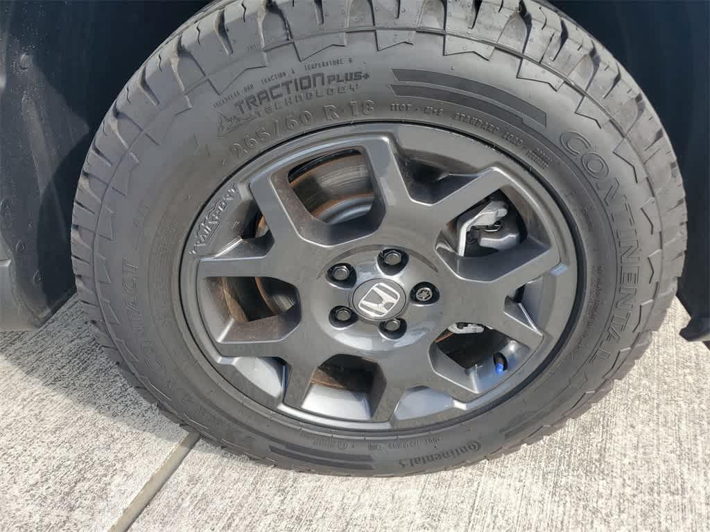 used 2025 Honda Pilot car, priced at $42,390