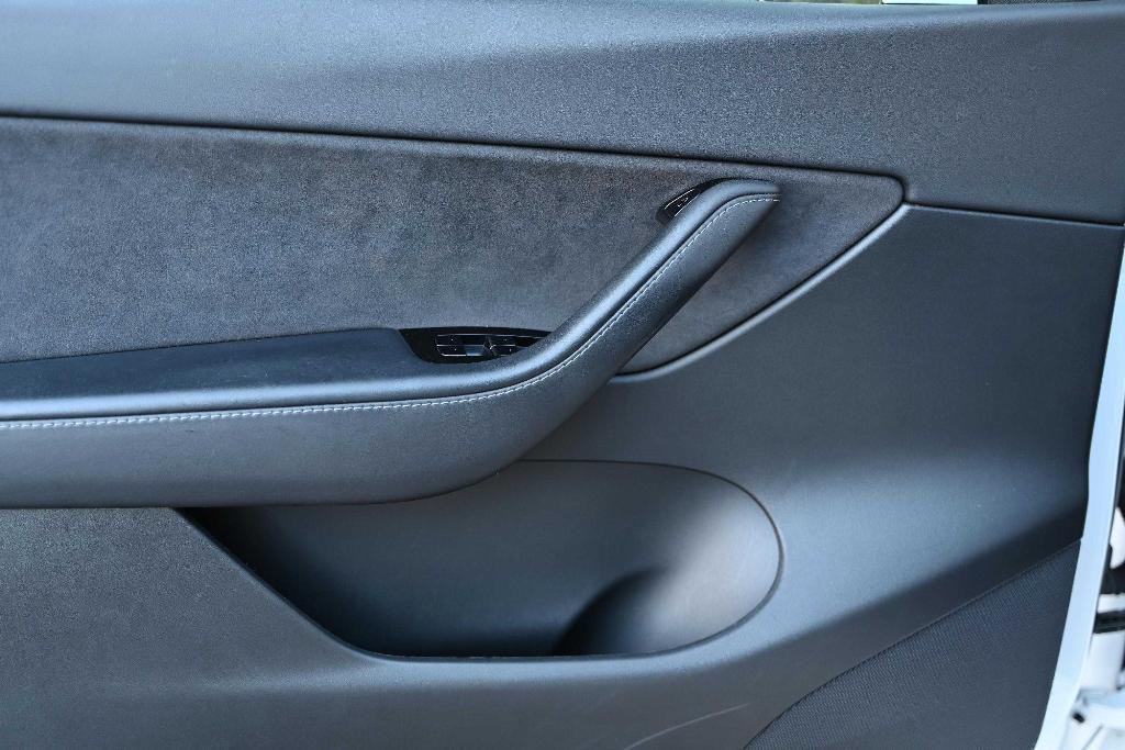 used 2021 Tesla Model Y car, priced at $28,995