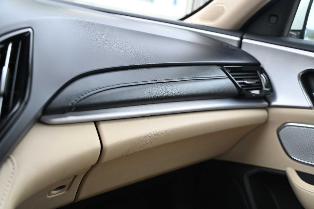 used 2019 Acura RDX car, priced at $27,995