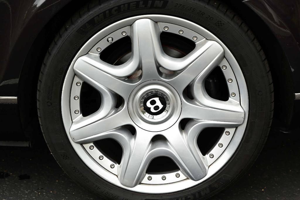 used 2009 Bentley Continental GTC car, priced at $49,995