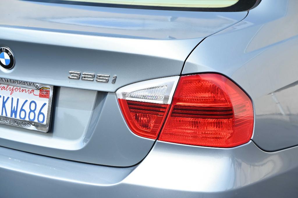 used 2006 BMW 325 car, priced at $7,950