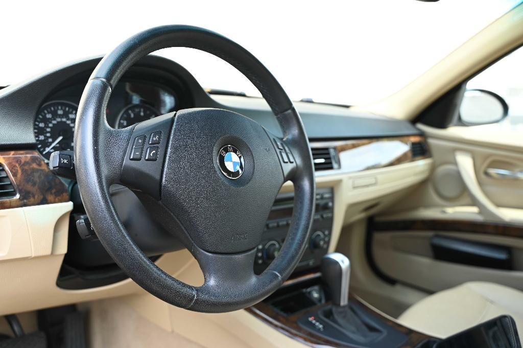 used 2006 BMW 325 car, priced at $7,950
