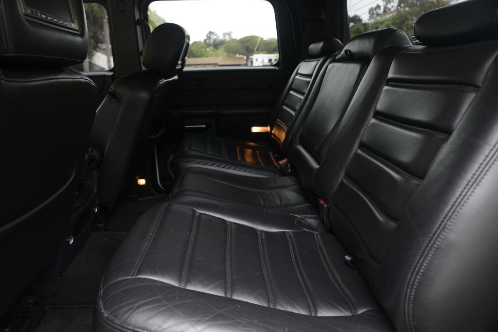 used 2007 Hummer H2 car, priced at $28,995