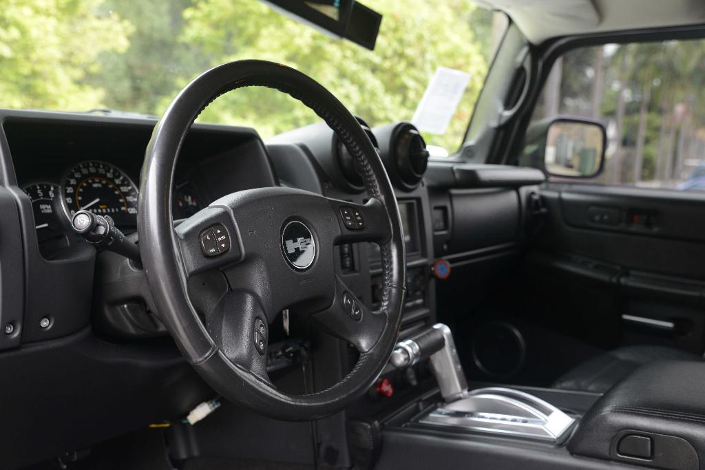 used 2007 Hummer H2 car, priced at $28,995