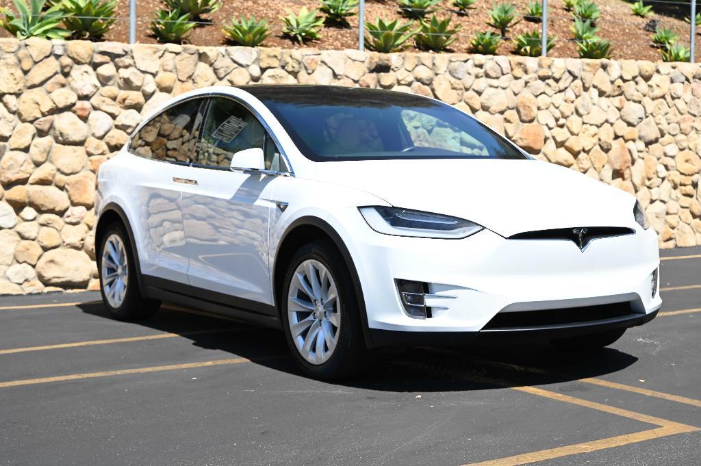 used 2020 Tesla Model X car, priced at $39,500