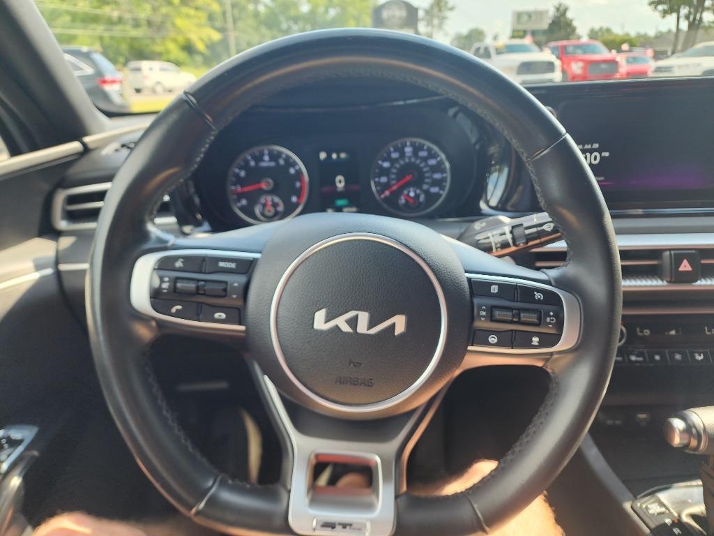 used 2023 Kia K5 car