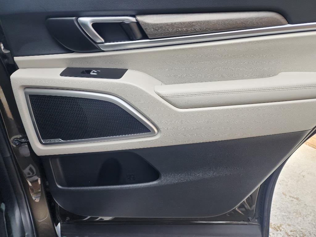 used 2022 Kia Telluride car, priced at $35,149
