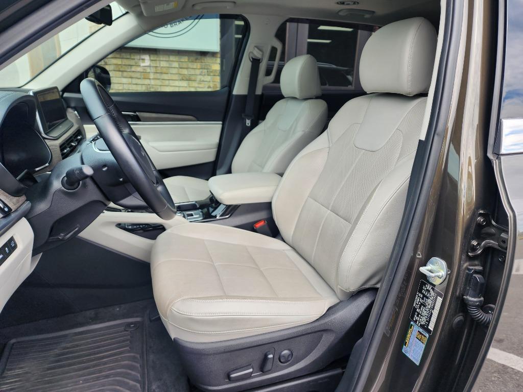 used 2022 Kia Telluride car, priced at $35,149