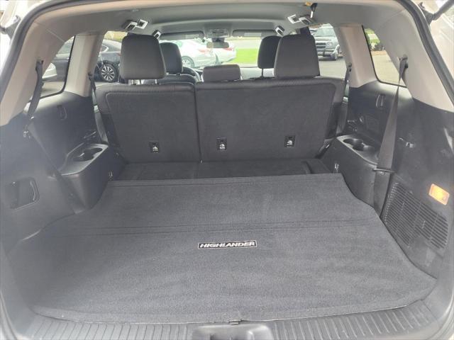used 2018 Toyota Highlander car, priced at $22,797