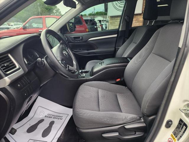 used 2018 Toyota Highlander car, priced at $22,797