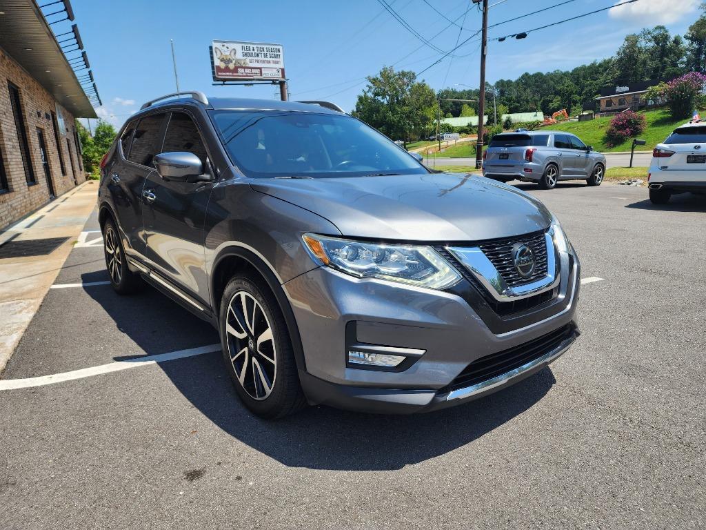 used 2018 Nissan Rogue car, priced at $13,567