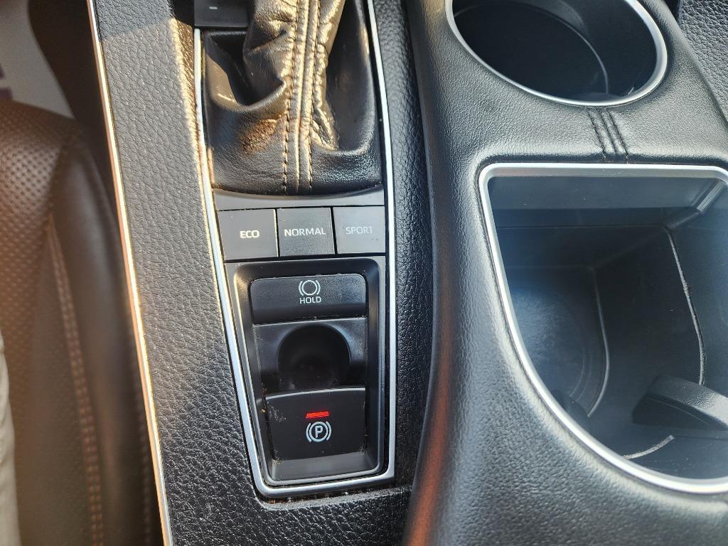 used 2019 Toyota Avalon car, priced at $19,998