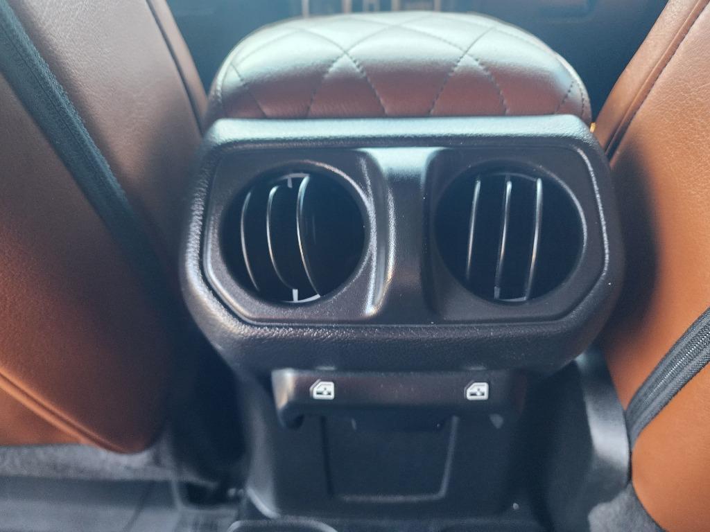 used 2021 Jeep Wrangler car, priced at $35,991