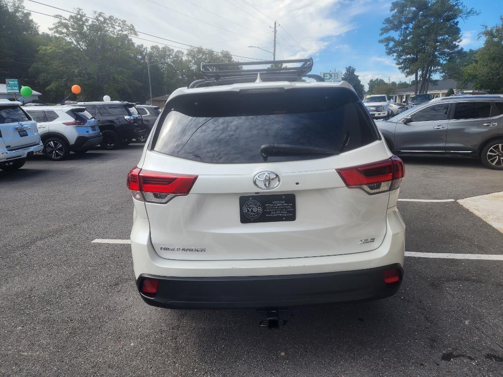 used 2019 Toyota Highlander car, priced at $21,029