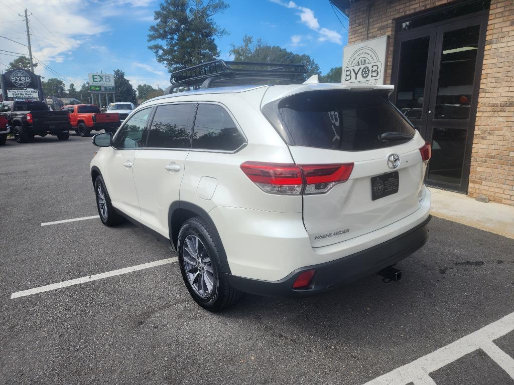 used 2019 Toyota Highlander car, priced at $21,029