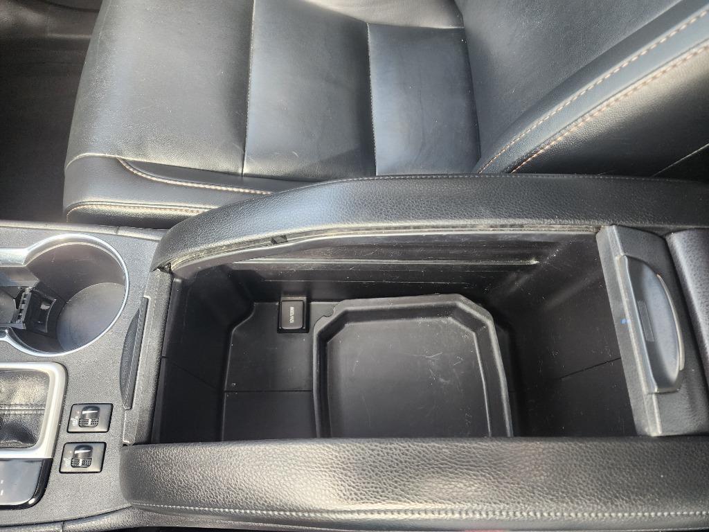 used 2019 Toyota Highlander car, priced at $21,029