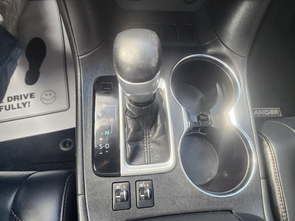 used 2019 Toyota Highlander car, priced at $21,029