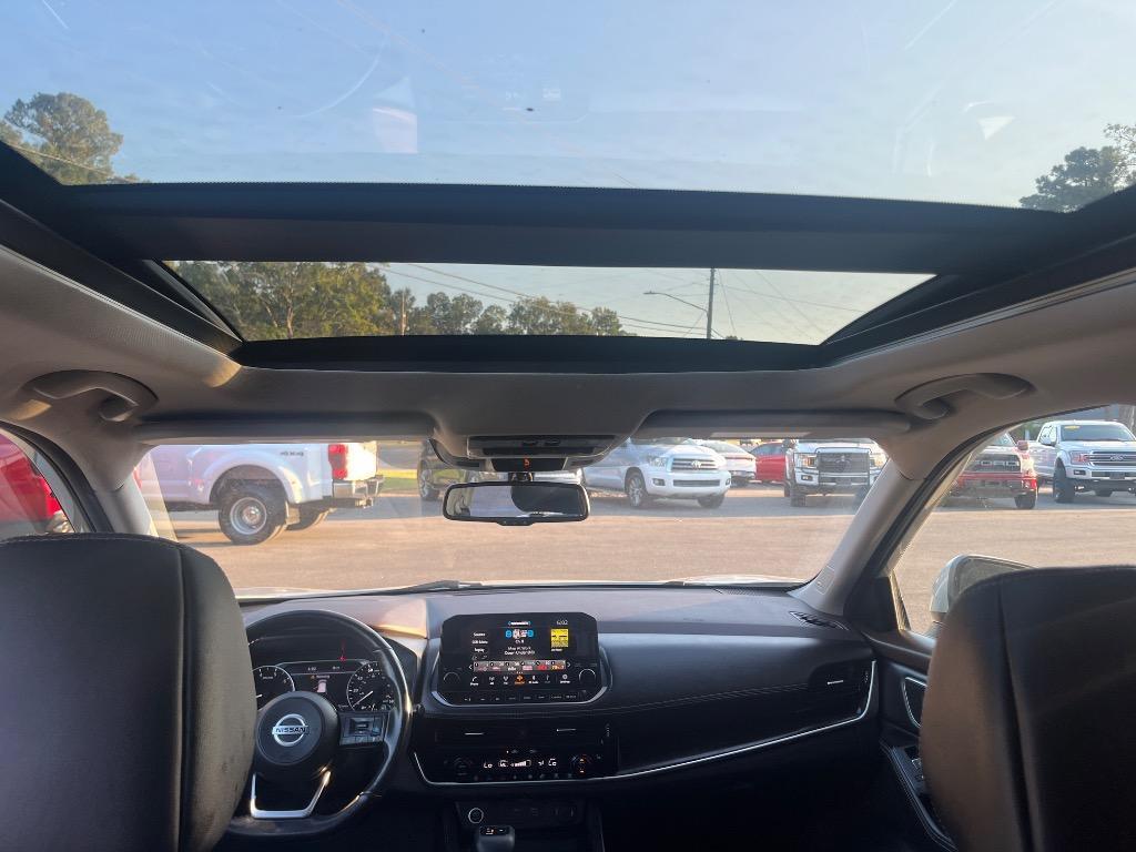 used 2021 Nissan Rogue car, priced at $17,999