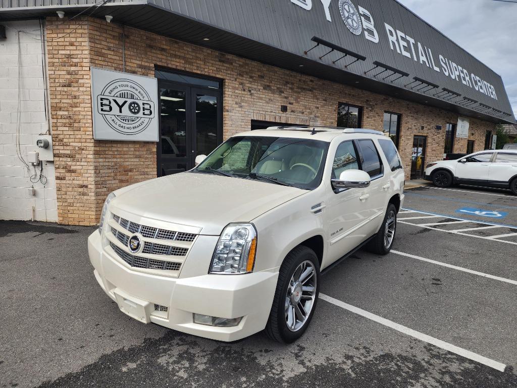 used 2012 Cadillac Escalade car, priced at $19,279