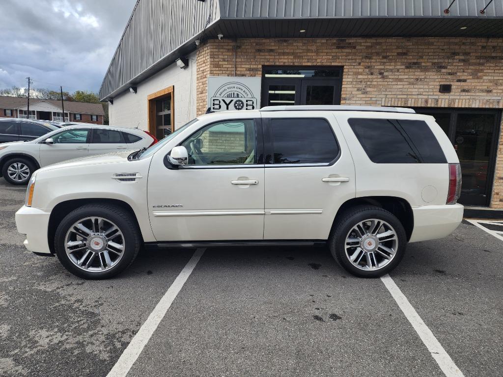 used 2012 Cadillac Escalade car, priced at $19,279
