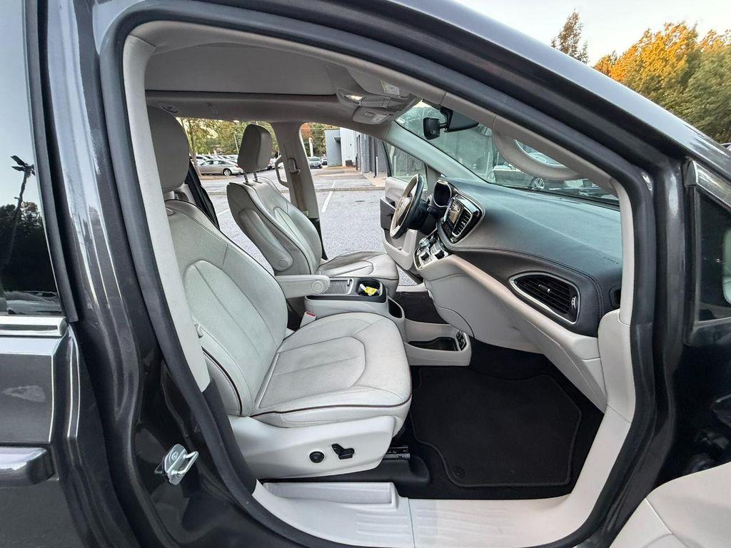 used 2020 Chrysler Pacifica car, priced at $16,995