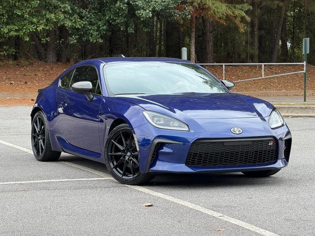 used 2023 Toyota GR86 car, priced at $28,995