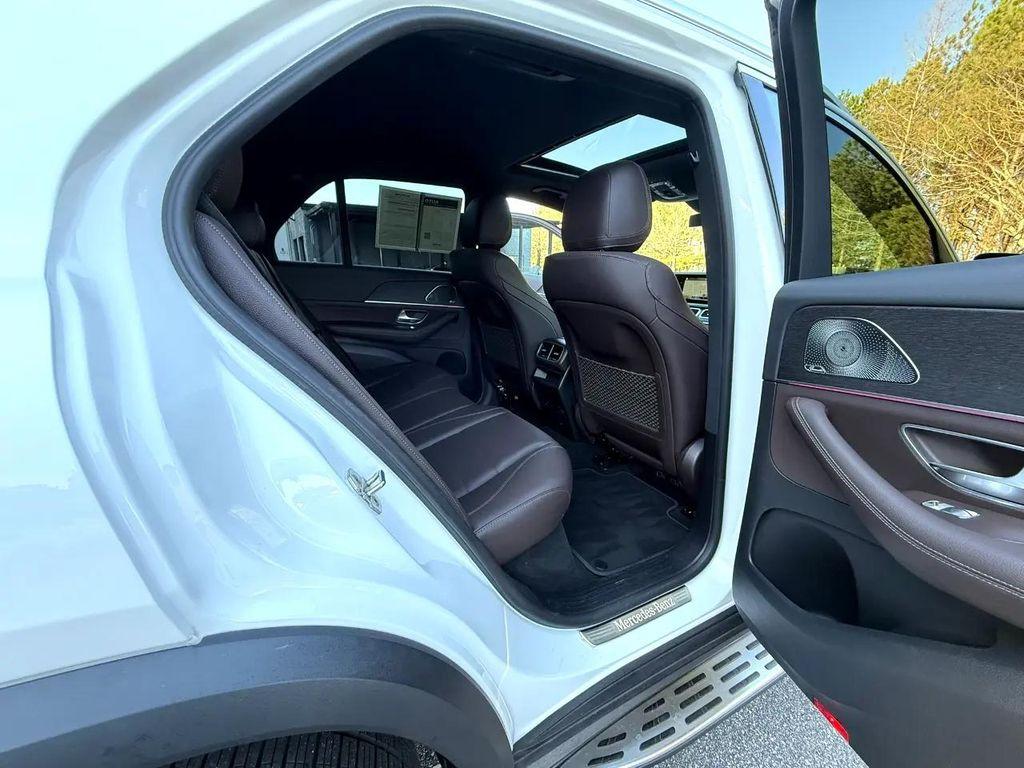 used 2022 Mercedes-Benz GLE 350 car, priced at $38,995