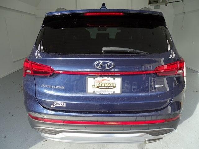 used 2021 Hyundai Santa Fe car, priced at $18,495