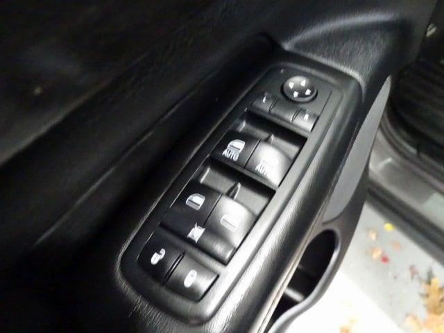 used 2014 Jeep Grand Cherokee car, priced at $9,596