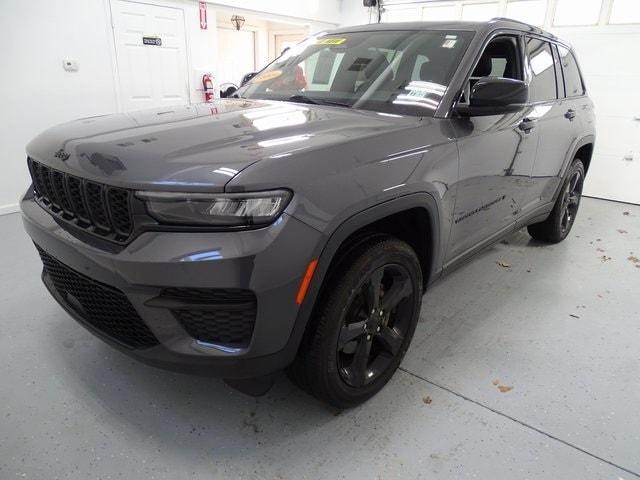 used 2023 Jeep Grand Cherokee car, priced at $35,995