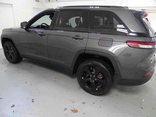 used 2023 Jeep Grand Cherokee car, priced at $35,995