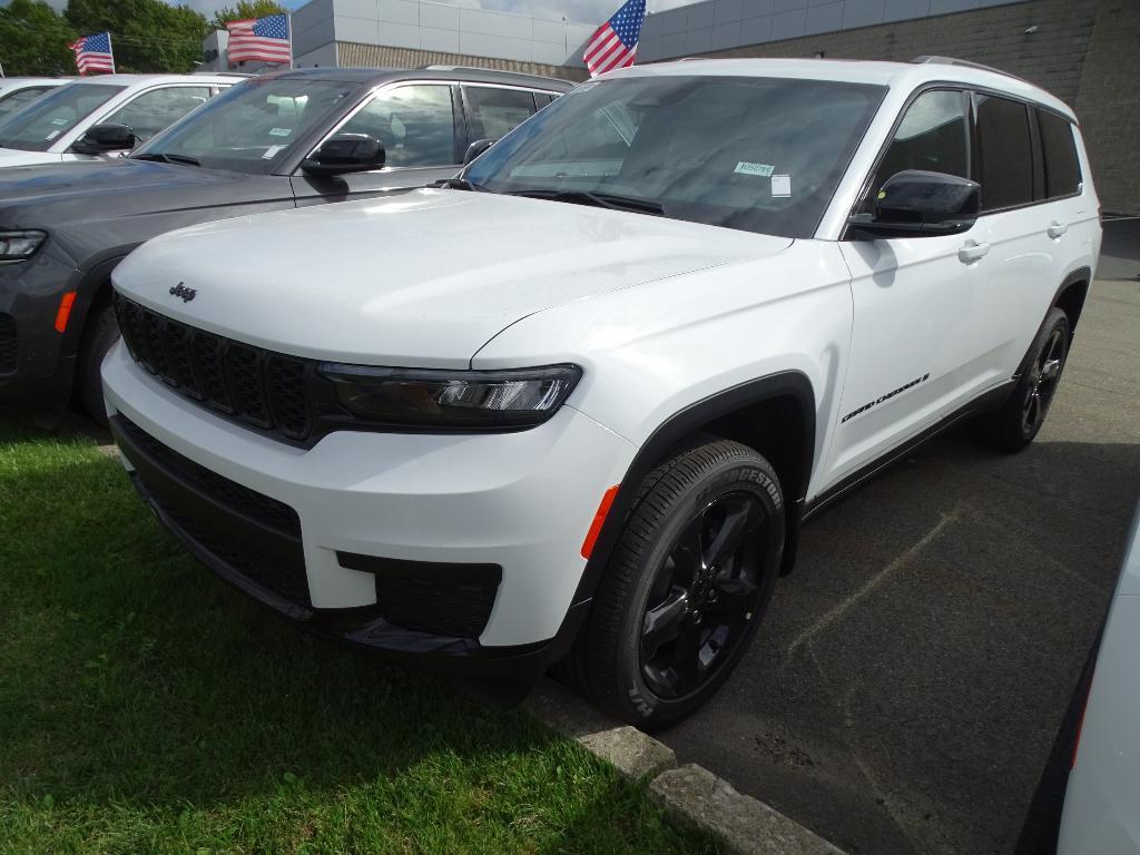 new 2025 Jeep Grand Cherokee L car, priced at $50,205
