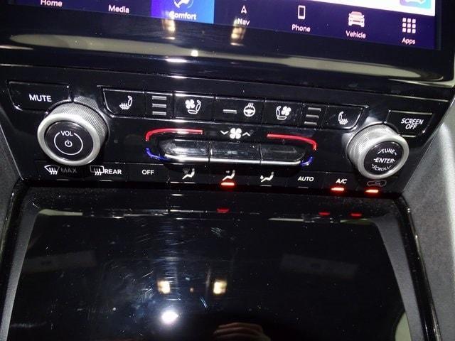 used 2022 Jeep Grand Cherokee car, priced at $45,745