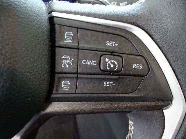 used 2023 Jeep Grand Cherokee car, priced at $29,995