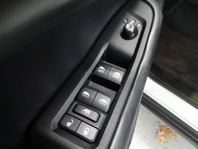 used 2023 Jeep Grand Cherokee car, priced at $29,995