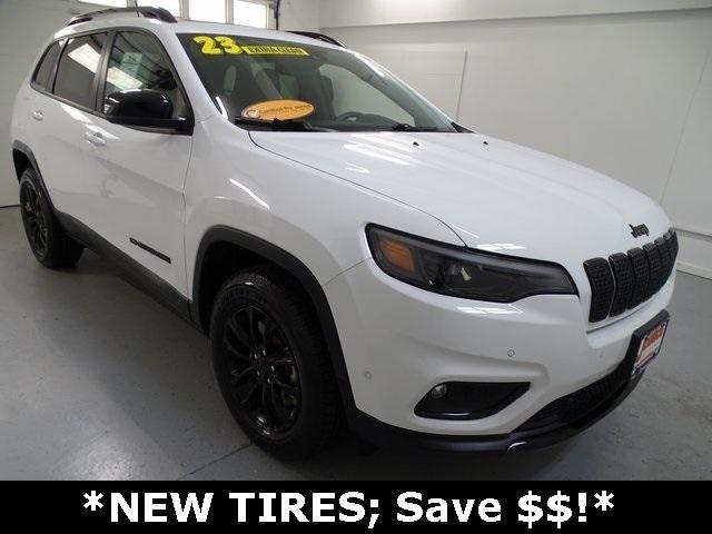 used 2023 Jeep Cherokee car, priced at $23,995