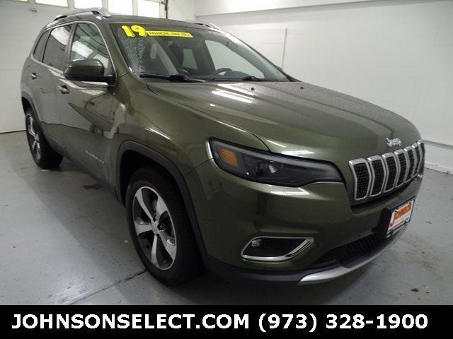 used 2019 Jeep Cherokee car, priced at $14,655