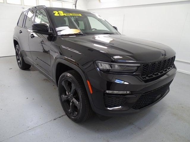 used 2023 Jeep Grand Cherokee car, priced at $35,889