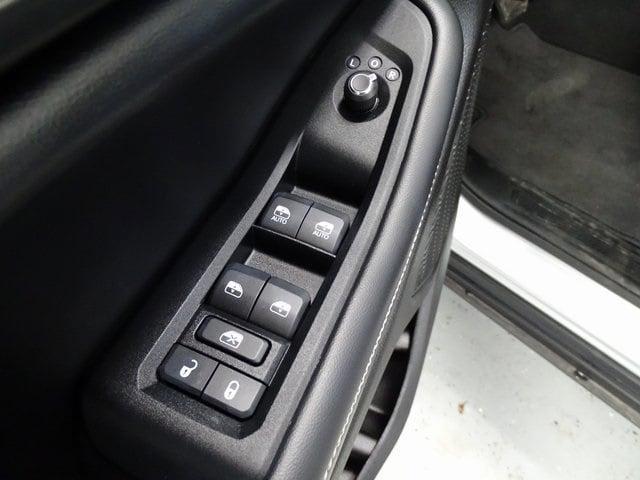 used 2023 Jeep Grand Cherokee L car, priced at $34,995