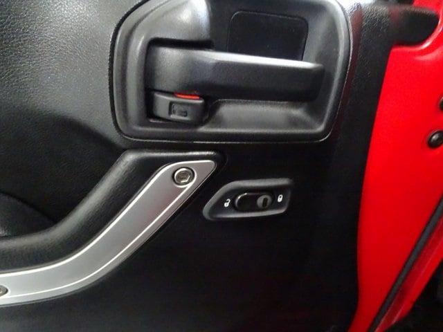 used 2015 Jeep Wrangler Unlimited car, priced at $16,975