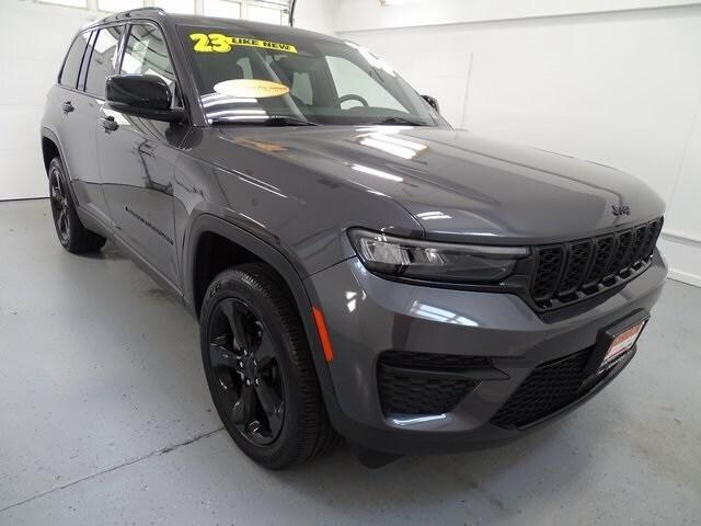 used 2023 Jeep Grand Cherokee car, priced at $36,995