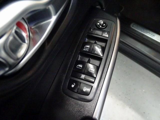 used 2020 Jeep Cherokee car, priced at $17,995