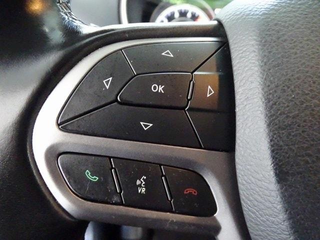 used 2020 Jeep Cherokee car, priced at $17,995
