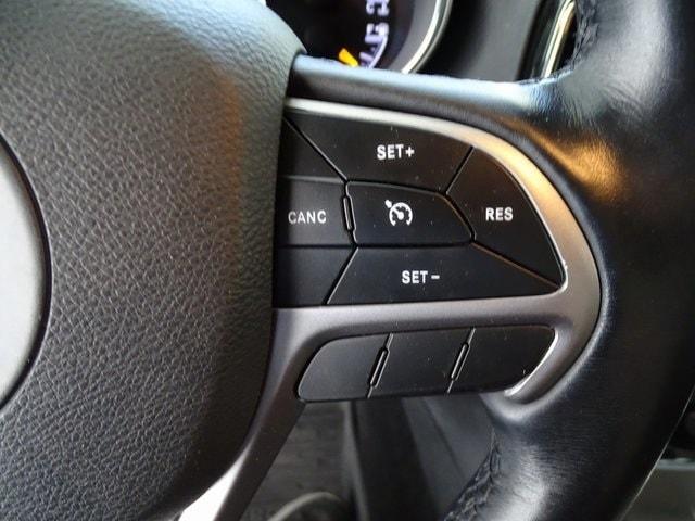 used 2021 Jeep Grand Cherokee car, priced at $28,997