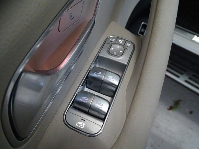 used 2025 Mercedes-Benz GLE 350 car, priced at $61,995