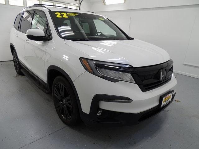 used 2022 Honda Pilot car, priced at $29,995